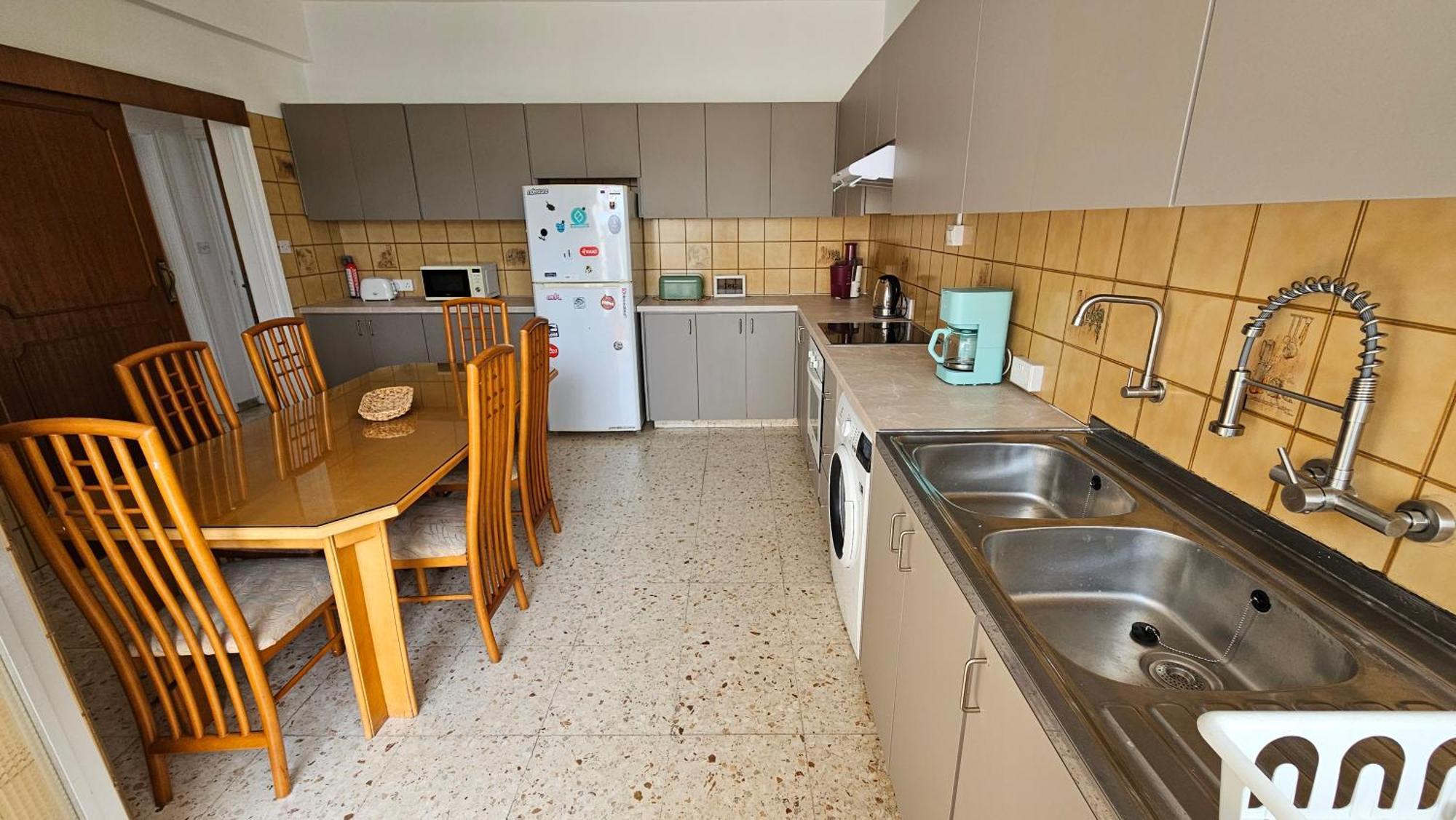 Family Nest In The Heart Of Limassol Villa Exterior foto